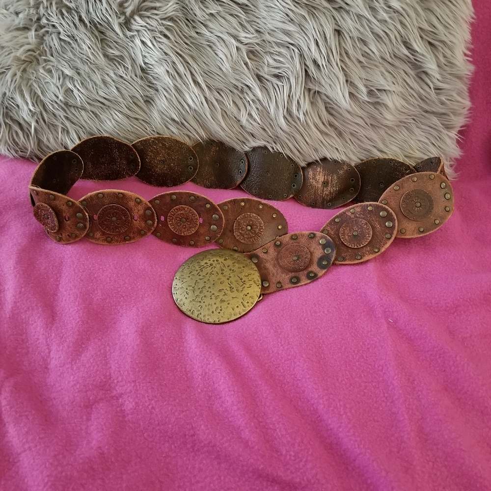 Cognac belt